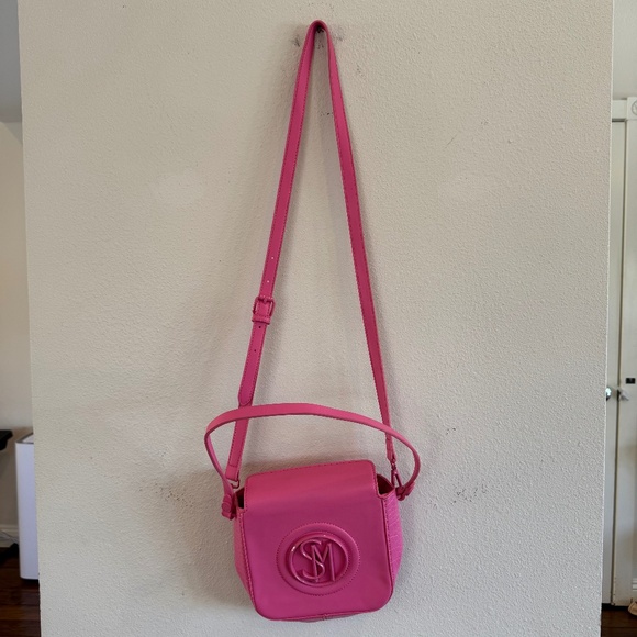 Steve Madden Handbags - Steve Madden Hot Pink Crossbody Bag